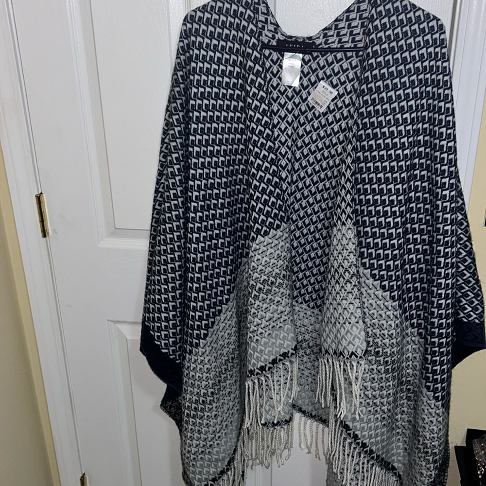 🦋AKIRA Shawl Sweater 5/25$